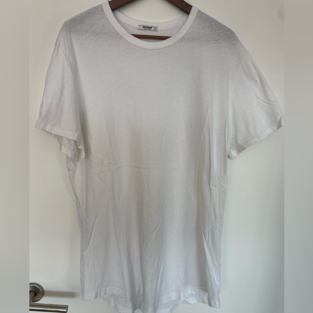 BUCK MASON white T